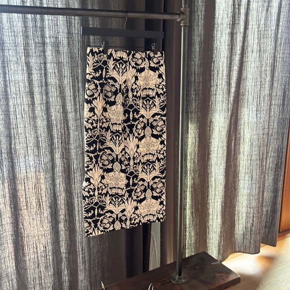 Zara pencil skirt - Picture 1 of 1